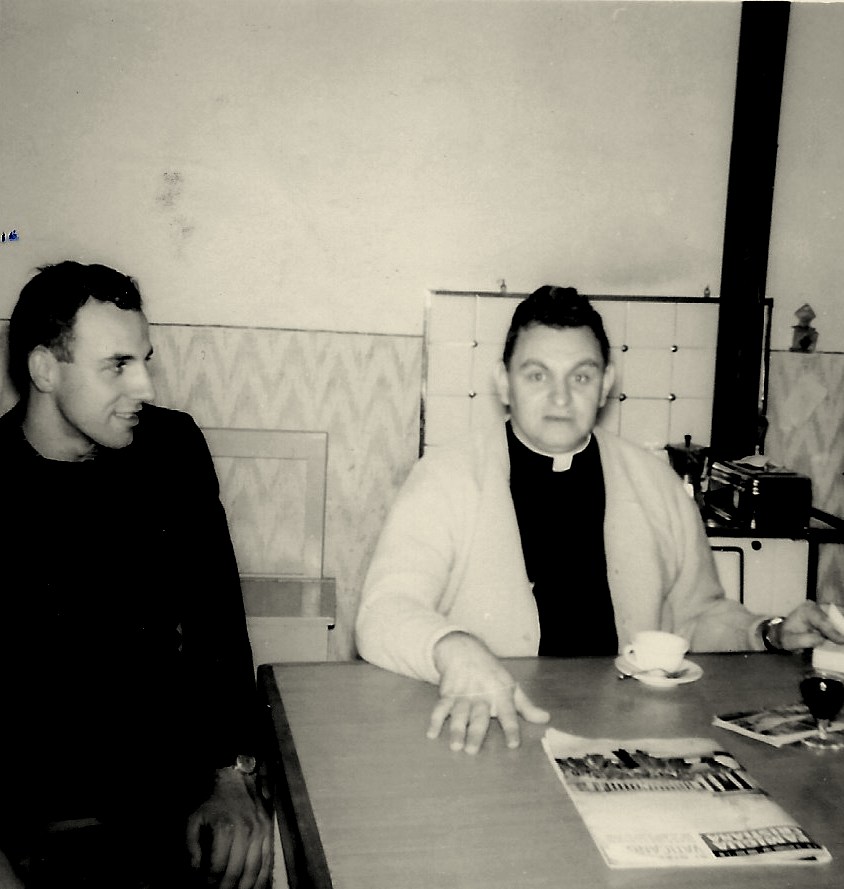 Tenno, 1966. Don Geno con il cugino Aldo Baroni