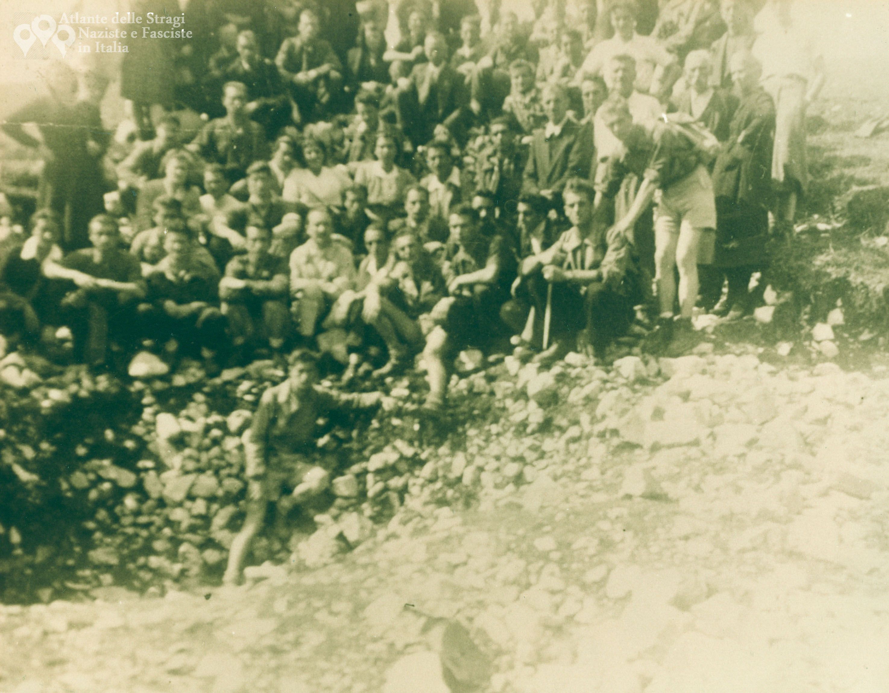 Estate 1945, scavi di recupero delle salme a Malga Zonta