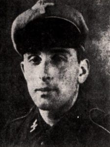 Leonhard Dallasega con l'uniforma delle SS