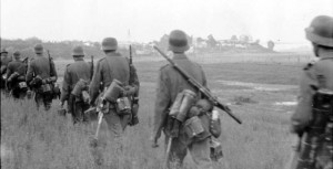 Russland-Süd, deutsche Soldaten in Schützenlinie