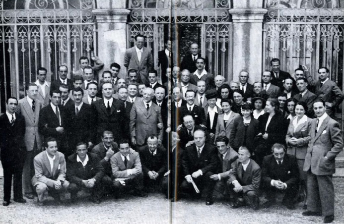Un anno dopo la Liberazione i prigionieri della banda Carità si ritrovano nel giardino di Palazzo Giusti