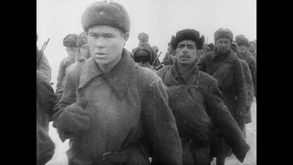 290433749-battaglia-di-stalingrado-campagna-di-russia-fronte-orientale-soldato-sovietico
